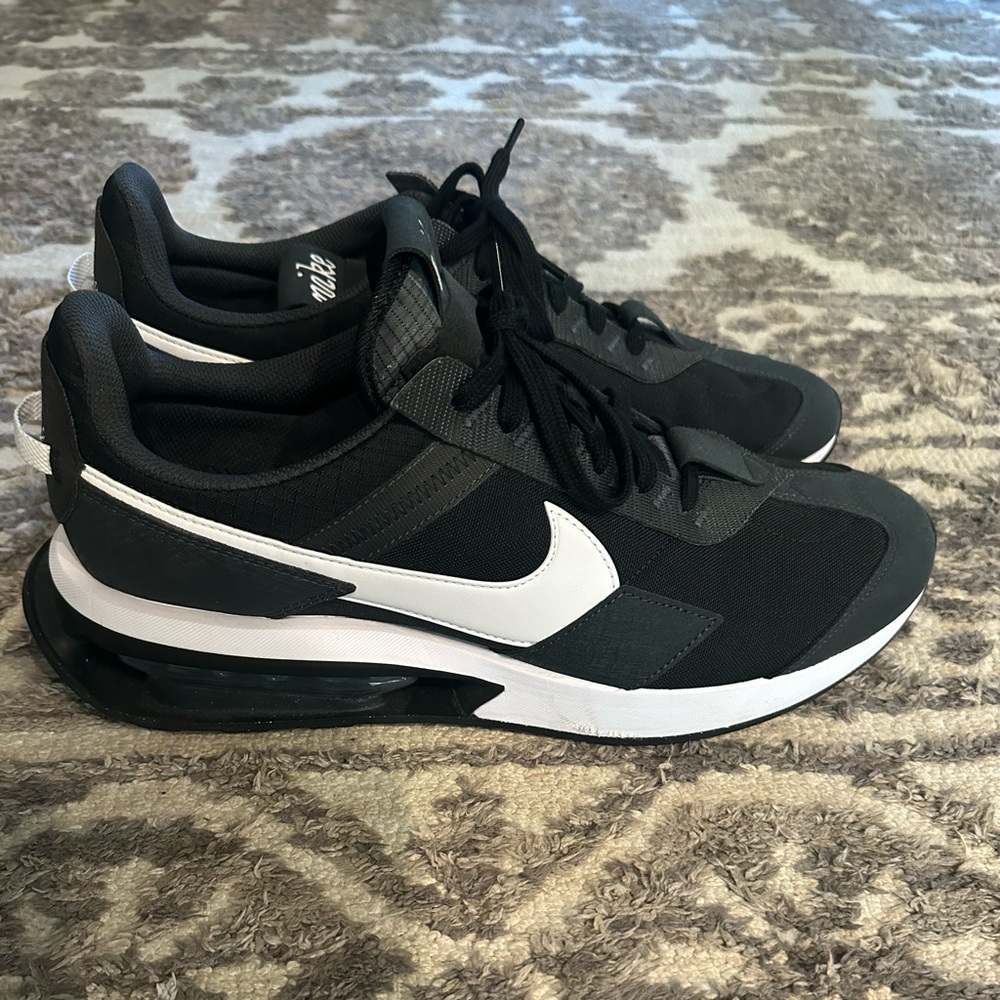 Nike Air Max Pre Day, Men’s Size 13